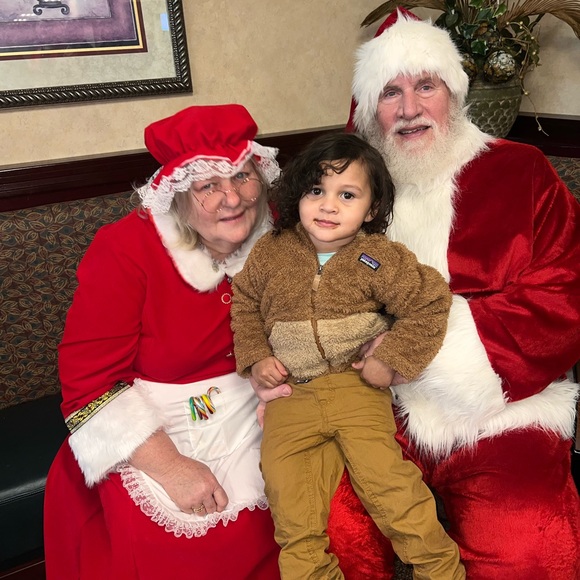 Meet your Posher, Michael - Picture 3 of 6